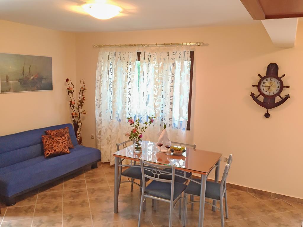 Glyfada Villas Parálion Ástros Esterno foto